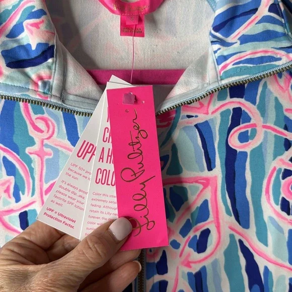 Lilly Pulitzer Skipper Popover, UPF50+ in Skim Blue Reel Nauti, Small. - Picture 8 of 13